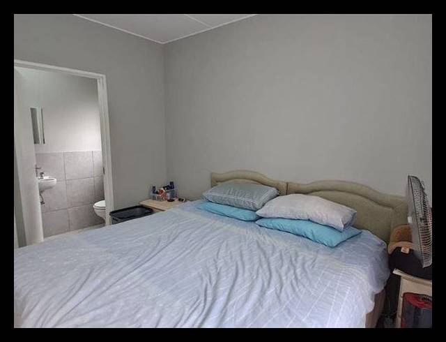 2 BEDROOM TOWNHOUSE FOR SALE IN NORTON PARK